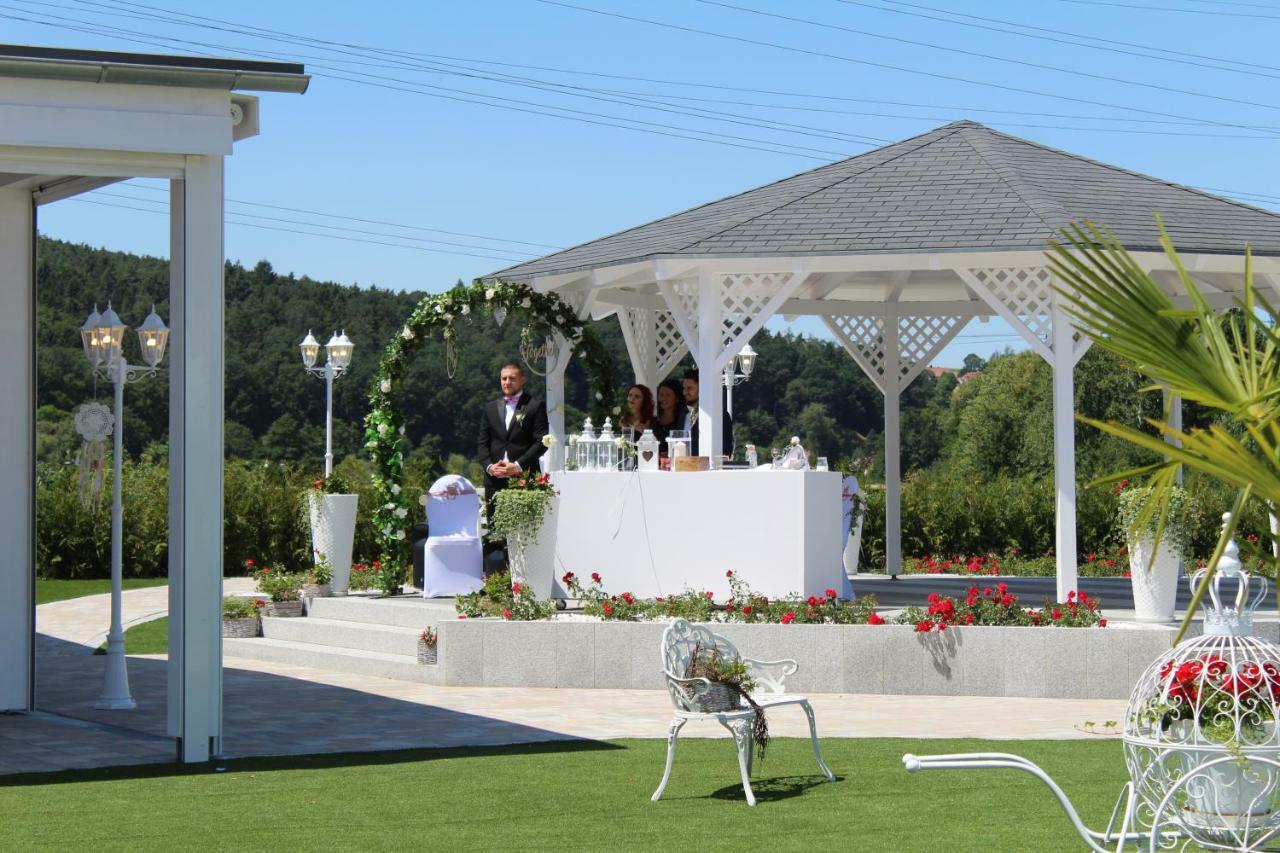 Landhotel Grabinger Швандорф-ін-Байерн Екстер'єр фото